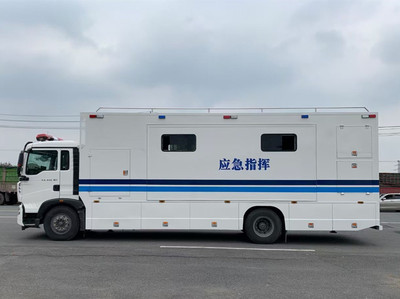 上汽大通應急救援通訊指揮車 移動的智慧中樞，守護生命安全的堅實堡壘